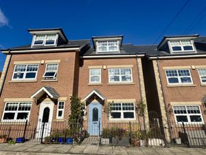 Photo 1- click for photo gallery